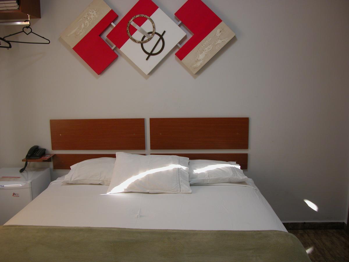 Hotel Avenida Tupa Екстер'єр фото